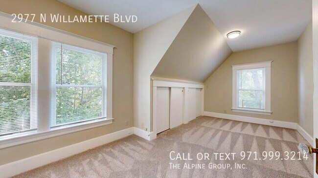 Building Photo - 2977 N Willamette Blvd