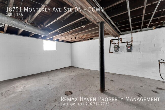 Building Photo - 18751 Monterey Ave