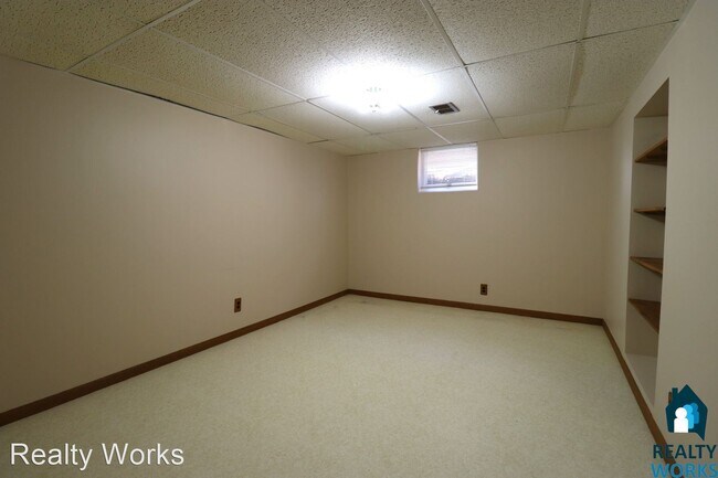 Building Photo - 2 br, 1 bath House - 6712 Cleveland Ave.