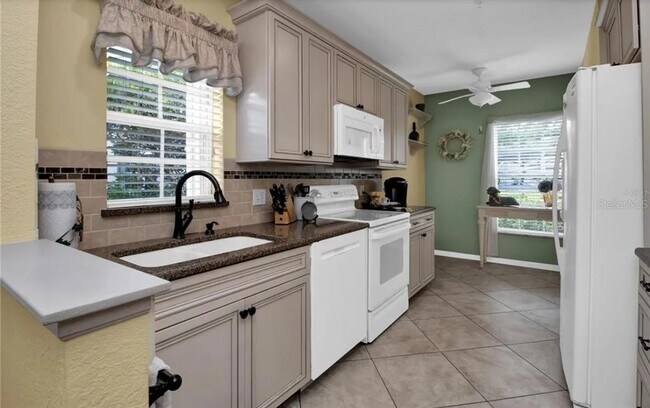 Building Photo - 19335 Water Oak Drive