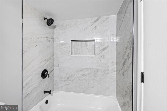 Building Photo - 2312 Harpoon Dr