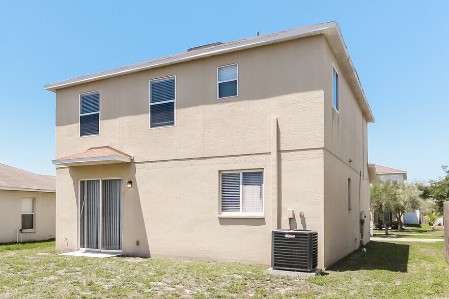Building Photo - 12122 Fern Haven Ave
