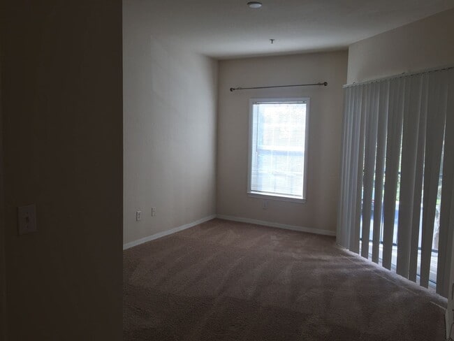 Building Photo - 3719 Conroy Rd