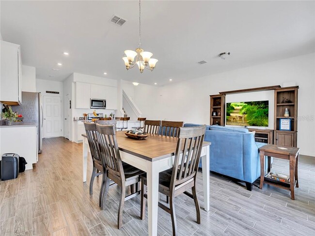 Building Photo - 15691 Willow Arbor Cir