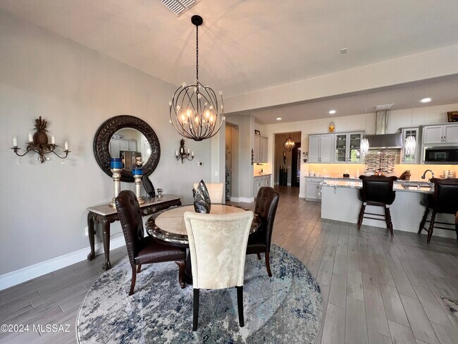 Building Photo - 13289 N Rainbow Cactus Ct