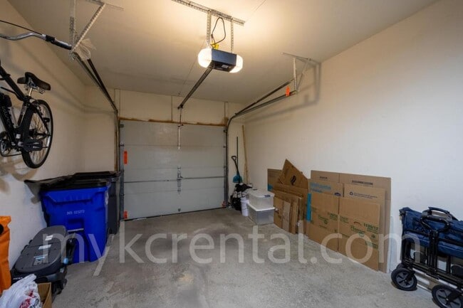 Building Photo - 1201 N Mart-way Dr