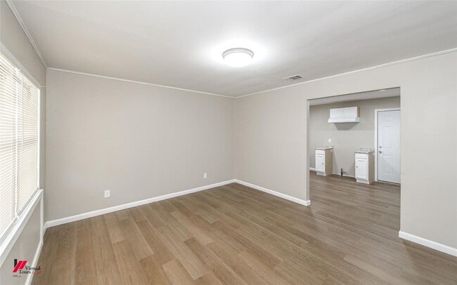 Building Photo - Rental Property