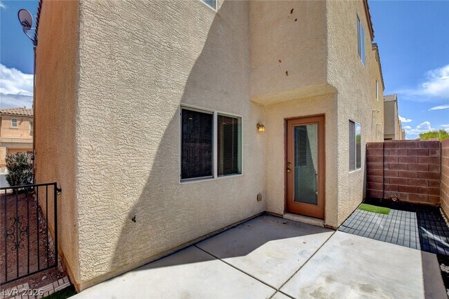 Building Photo - 7443 Ademar St