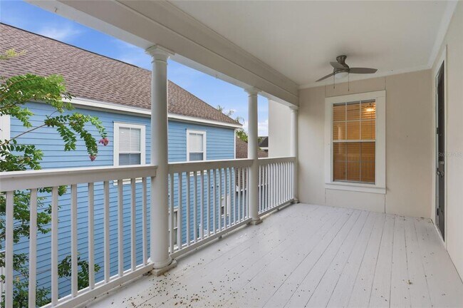 Building Photo - 912 Waterside Dr