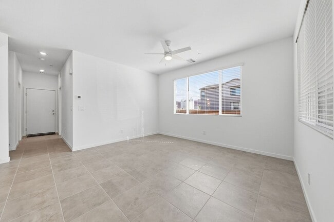 Building Photo - BRAND NEW, NEVER-LIVED-IN Lennar Corner Unit — 4 Bed / 3 Bath with Premium Upgrades!