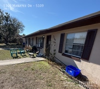 Building Photo - 5109 Manatee Dr