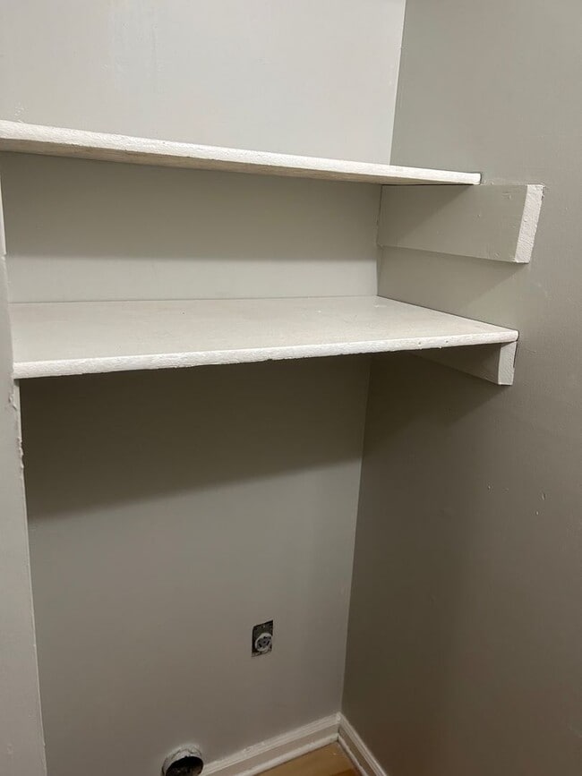 Building Photo - 3609 Juneau Rd