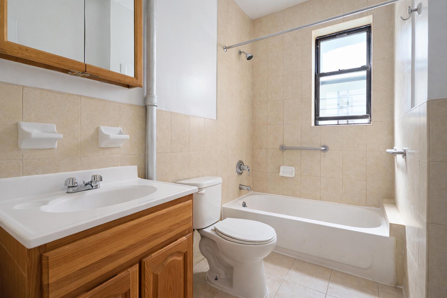 Building Photo - 148 W 142nd St