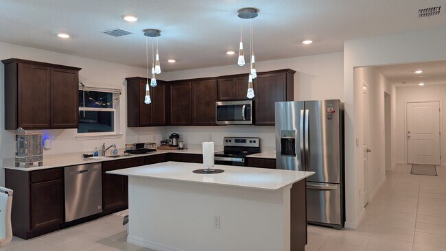 Building Photo - 3830 Capri Coast Dr