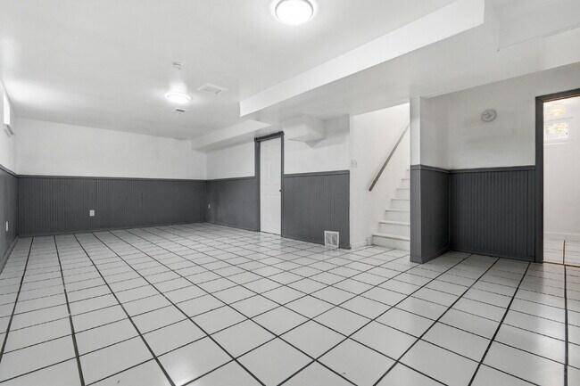 Building Photo - Charming 4-Bedroom with 2 Baths and Finished Basement!