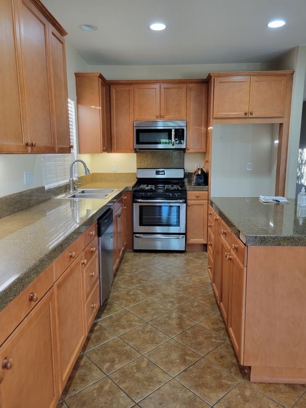 Building Photo - 2274 Purple Finch Ct