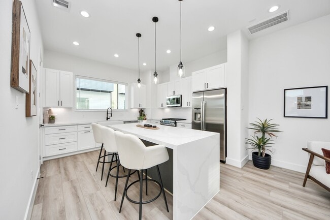 Building Photo - 7727 Hammerly Blvd