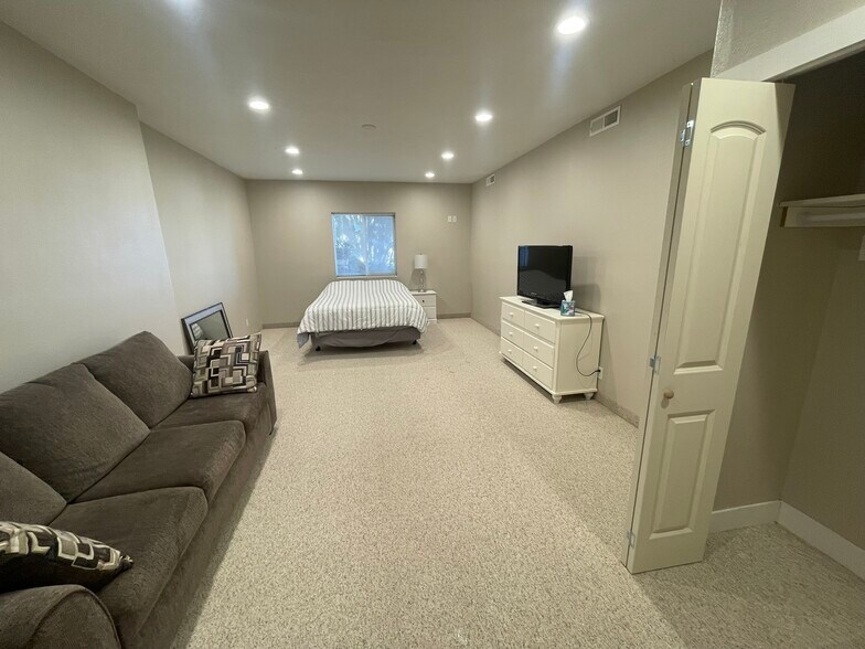 Bedroom #2 - 222 W Golden Eagle Cir