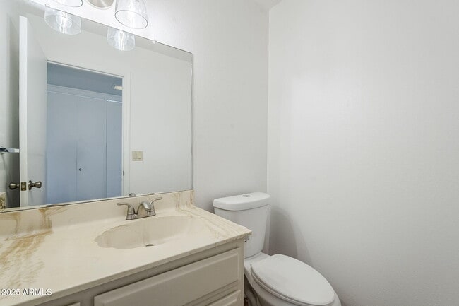 Building Photo - 834 N Constellation Way