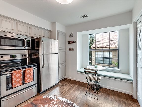 Building Photo - 5200 Martel Ave