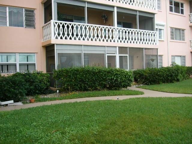 Building Photo - 450 Golden Isles Dr