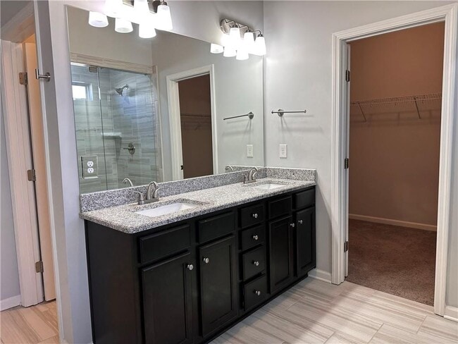 Building Photo - 2300 Ivy Birch Ln