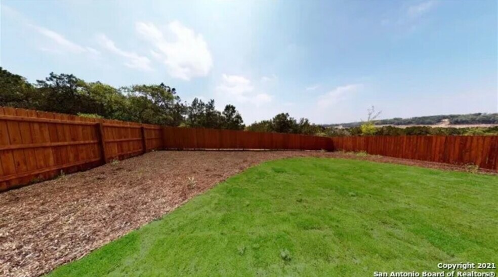 Backyard - 4102 Canaleta