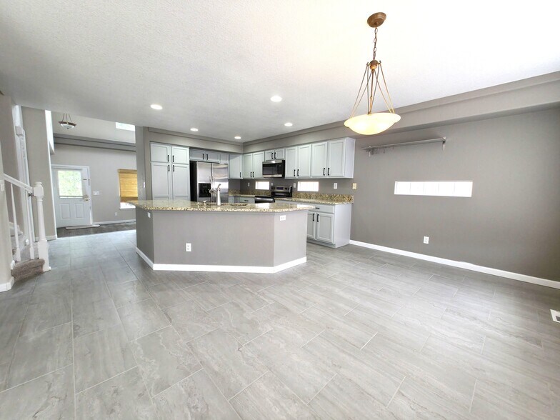Building Photo - 4458 Lyndenwood Pt