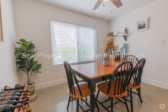 Building Photo - For Rent: Modern 2-Bedroom, 2-Bath Townhou...