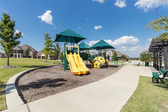 Building Photo - 8528 Pine Valley Dr