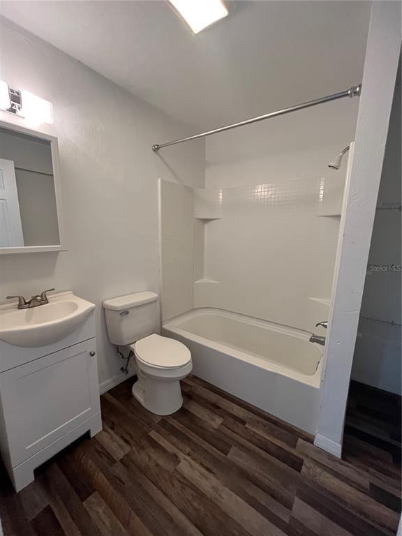 Building Photo - 1222 SE 10th St