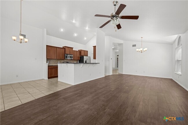 Building Photo - 6709 Mustang Creek Rd
