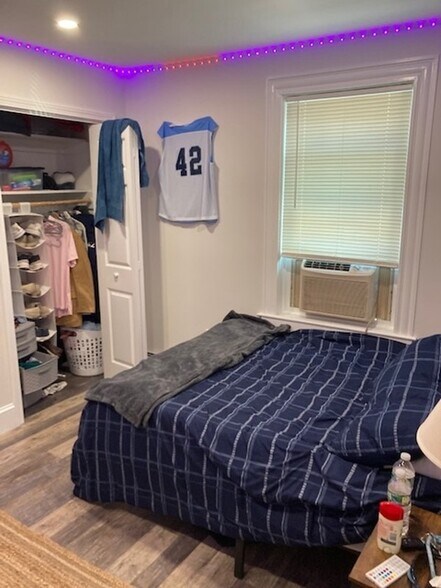 Building Photo - 629 Wood St