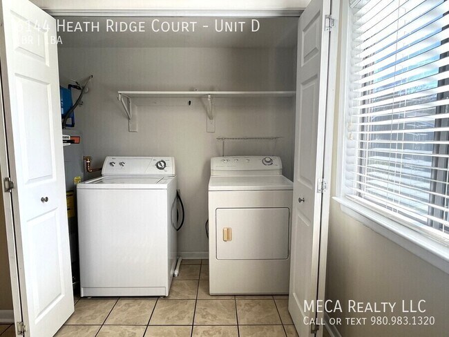 Building Photo - 6144 Heath Ridge Ct