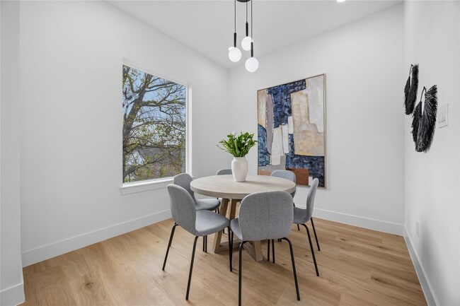 Building Photo - 2014 Yates St