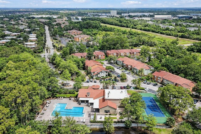 Building Photo - Beautiful Remodeled 2/1 Condo x Rent @ Villa Medici close to Theme Parks!