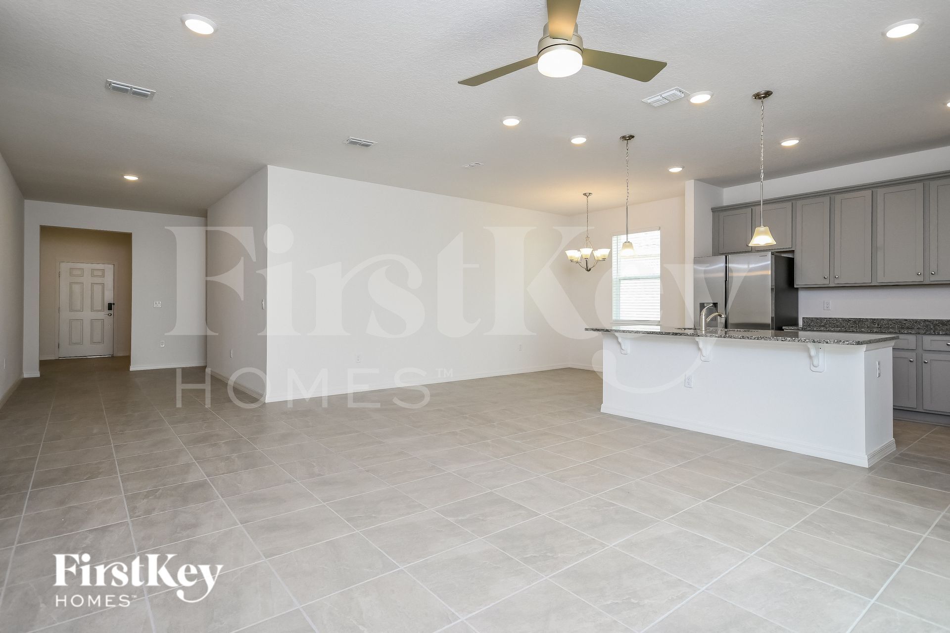 Building Photo - 1242 Ponca Rd