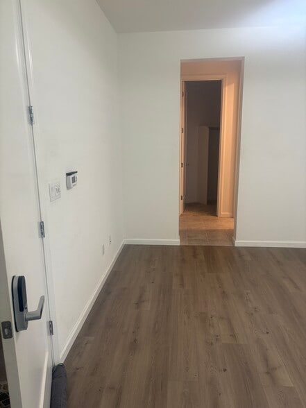 Building Photo - 5776 Sterling St