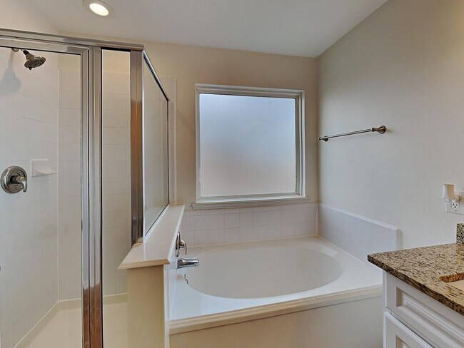 Building Photo - 22514 Spring Crossing Dr