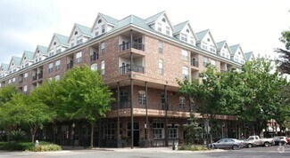 Building Photo - Beautiful 2 Bedroom Condo in Union Street ...