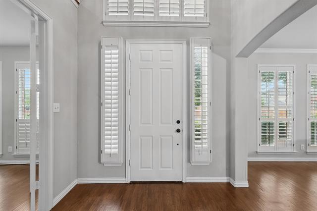 Building Photo - 7309 Alandale Dr