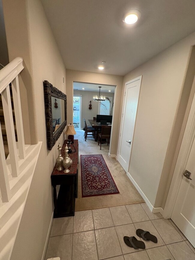 Building Photo - Elegant 3BR/2.5BA Condo in Carlsbad