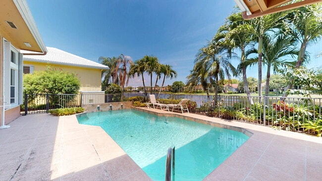 Building Photo - 71 Cayman Pl