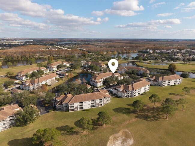 Building Photo - 13838 Fairway Island Dr