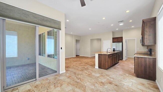 Building Photo - 55+ Amenity rich Pebble Creek community!
