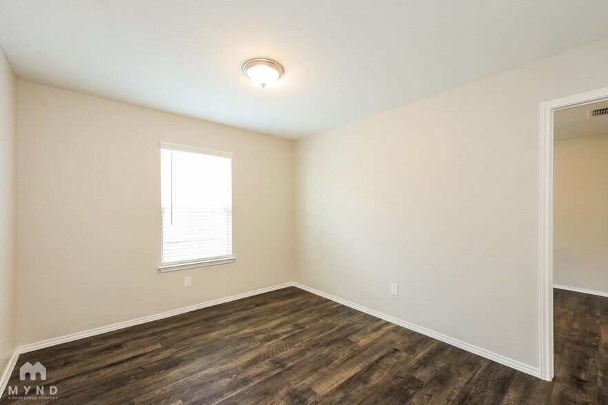 Building Photo - 3907 Turning Pine Edge
