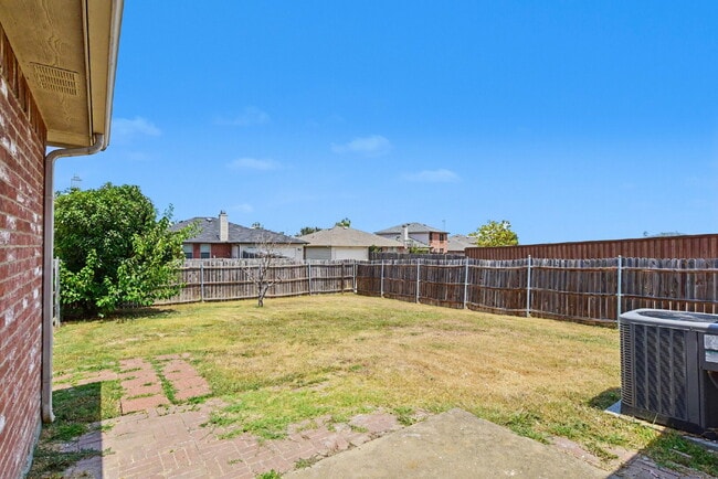 Building Photo - 1424 Junction Run