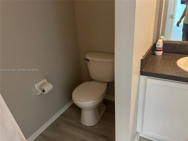 Building Photo - 189 Emeraldview Ave