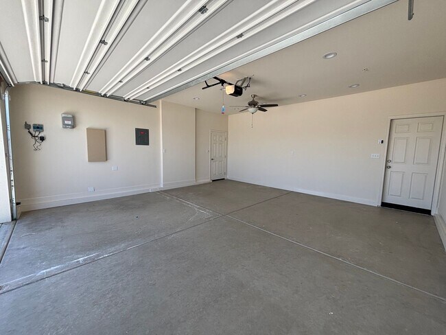 Building Photo - 30769 Ashland Rd