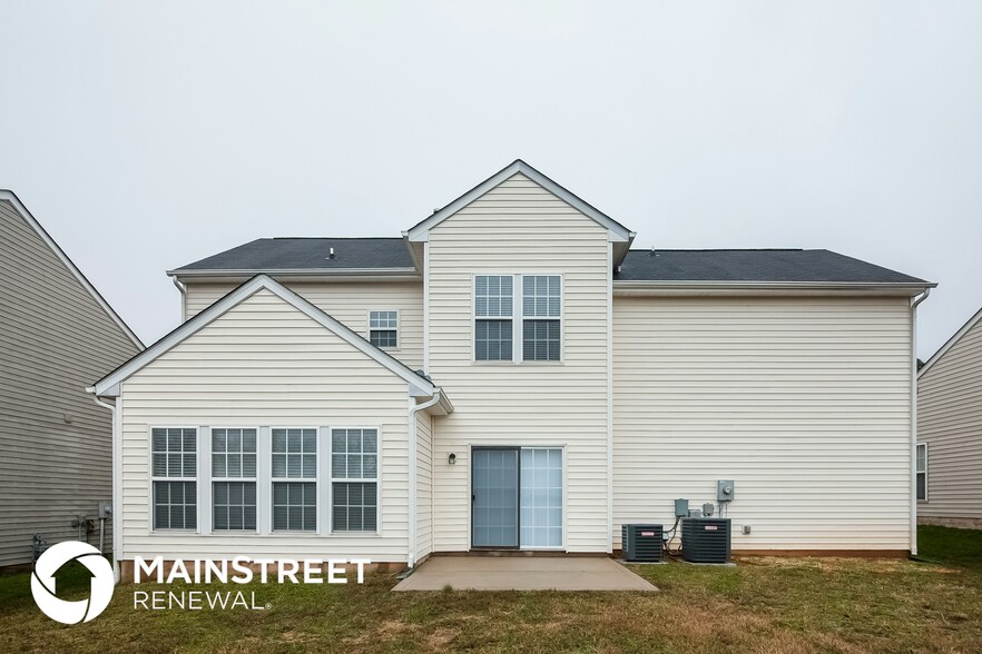 Building Photo - 5039 Sunburst Ln